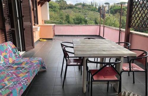 Camilluccia Apartment | Piccolo attico con splendida vista - Casa di Sofia