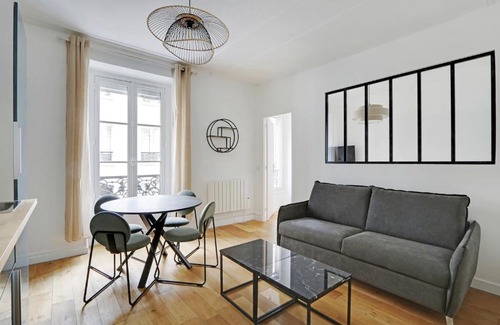 Batignolles Apartment | Pick A Flat's Apartment in Batignolles - Rue Truffaut
