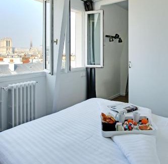 Sorbonne Apartment | Pick A Flat's Apartments in Saint Michel - Rue Du Sommerard