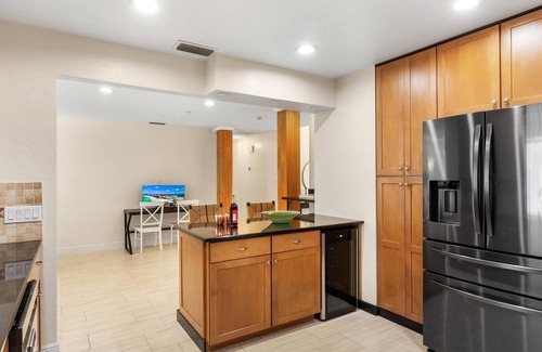 Bradenton House | Pickleball Paradise | Pool! Hot Tub! Game Room!