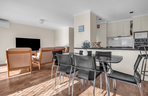 Merimbula Cabin | Piece of Paradise - Ground Floor