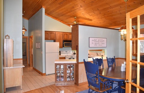 Cripple Creek Cabin | Pikes Peak’s Sentinel Point View, Starlink, WiFi, YouTube, Divide, Woodland Park