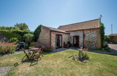 Bacton House | Pilgrims Progress