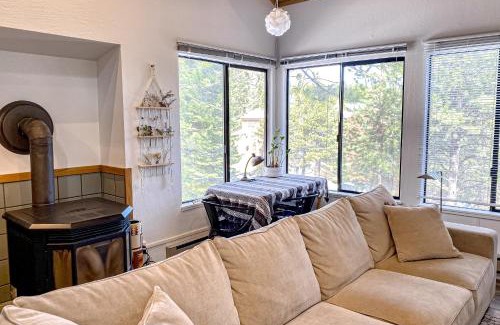 Truckee Apartment | Pine in the Sky