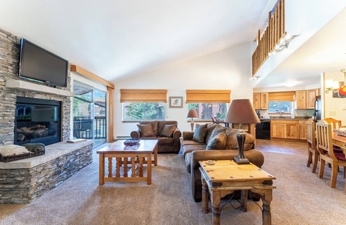 Four O'Clock Apartment | Pine Ridge #14e By Summit County Mountain Retreats