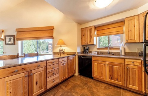 Four O'Clock Apartment | Pine Ridge #14e By Summit County Mountain Retreats