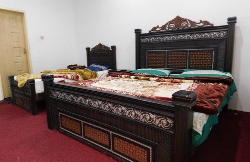 Tranna Hotel | Pine View hotel and Restaurant