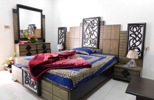 Tranna Hotel | Pine View hotel and Restaurant