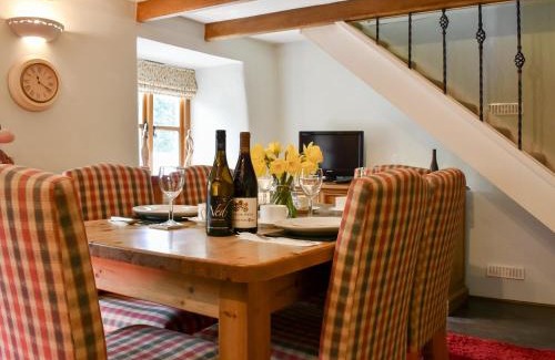 Hessenford House | Pineview Cottage