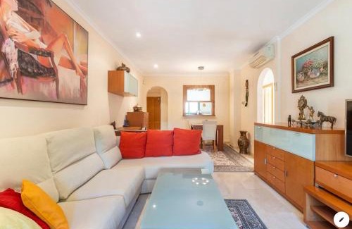 Javea Apartment | Piso bonito cerca de la playa con piscina, jardín, gimnasio y garaje
