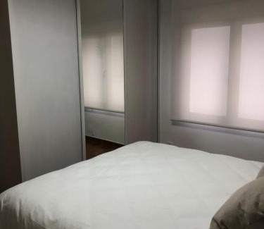 Santa Cruz de la Zarza Apartment | Piso NUEVO Plaza de la Constitución Sta Cruz de la Zarza