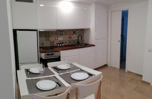 Sant Adria de Besos Apartment | Piso pl 2A, 20 min Plaza Cataluña