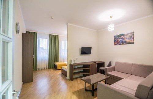 Yavory Hotel | Pivdenniy