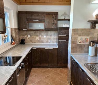 Kupres Ski Chalet | Planinska kuća Ema