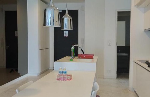 Kuala Lumpur City Centre Apartment | Platinum KLCC Pool View