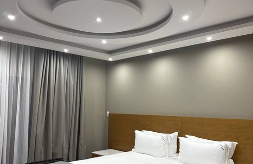 Matola Hotel | Platinum Lodge