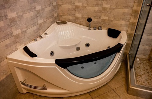 Matola Hotel | Platinum Lodge