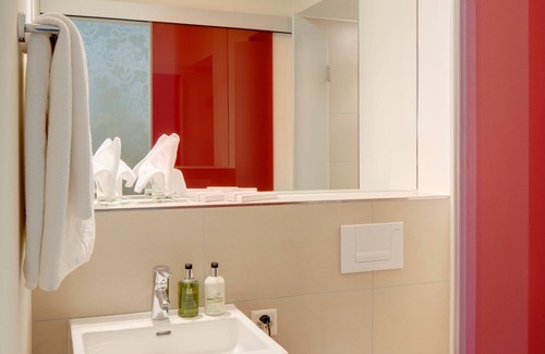 Niederdorf Hotel | PLATZHIRSCH ZÜRICH - Downtown Boutique Hotel & Sushi Lounge