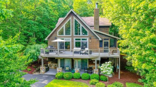 McHenry House | Play-A-Way Chalet