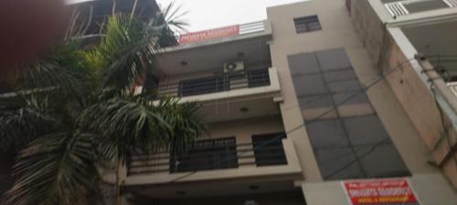 Greater Noida Hotel | PLAY SHIVANYA RESIDENCY couple friendly
