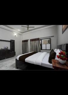 Greater Noida Hotel | PLAY SHIVANYA RESIDENCY couple friendly