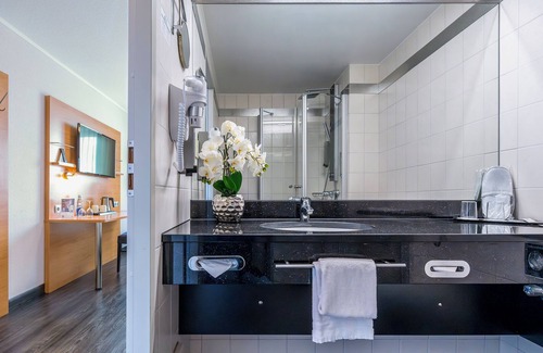 Bernhausen Hotel | PLAZA INN Stuttgart Airport Messe