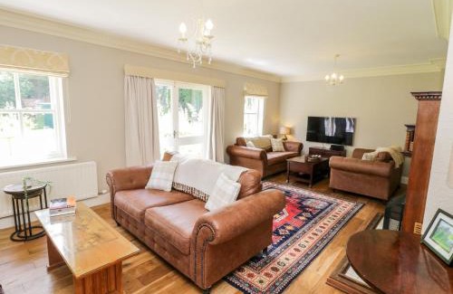 Guisborough House | Plum Cottage