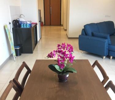 Taman Jubilee House | PM Octagon Ipoh Suites & Apartment 1