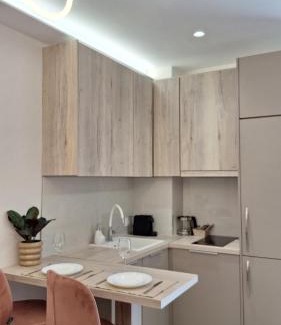 Kalamata Apartment | Pnoé, by Miorah Selections
