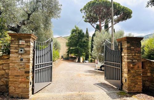 Castagneto Carducci Apartment | Podere Il Castellaccio Sant'Agata