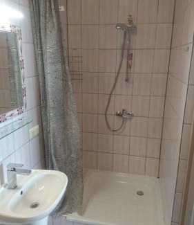 Leba House | Pokoje Gościnne " AWIA "