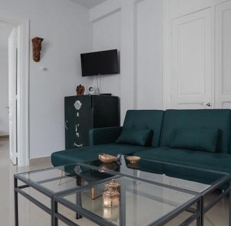 Athens City Centre Apartment | Polytimon, an Athenian neoclassical apartment