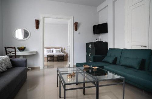 Athens City Centre Apartment | Polytimon, an Athenian neoclassical apartment