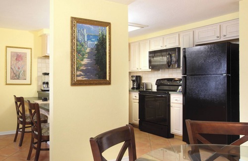 Pompano Beach Resort | Pompano Beach, FL: Studio w/Resort Pool & Steps Away From Beach, Attractions!