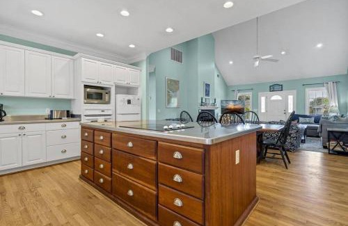 Edisto Island House | Pompano Pool House