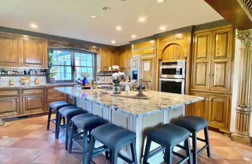 Newtown House | Pond View Farm 1825 Historic Bucks County Home