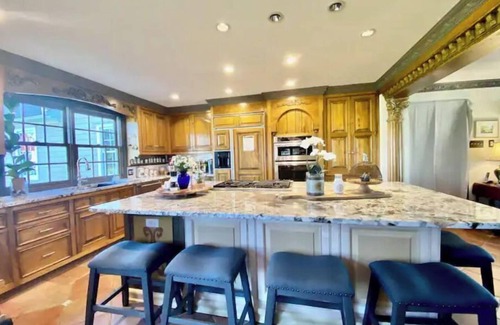 Newtown House | Pond View Farm 1825 Historic Bucks County Home