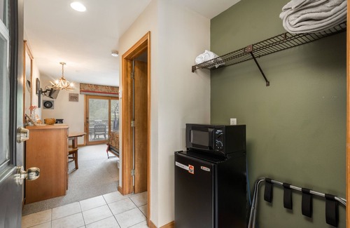 Estes Park Cabin | Ponderosa Lodge