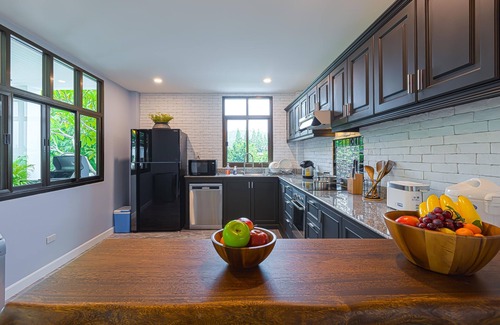 Nong Kae Villa | Pool villa 4 BR walking to Beach HV