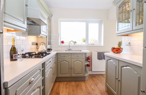 Portinscale Cottage | POOLEY HOWE, pet friendly, with open fire in Keswick