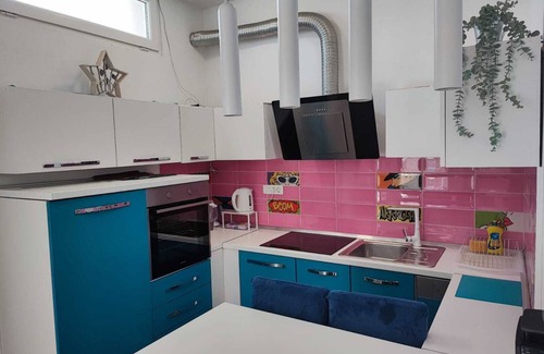 Zadar Villa | Pop Villa in Zadar for 3 Person