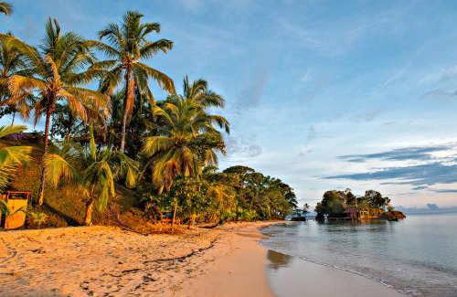 Punta Laurel Resort | Popa Paradise Beach Resort