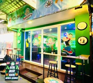 Patong Hostel | Popeyes Hostel, Coffeeshop & Beer Bar