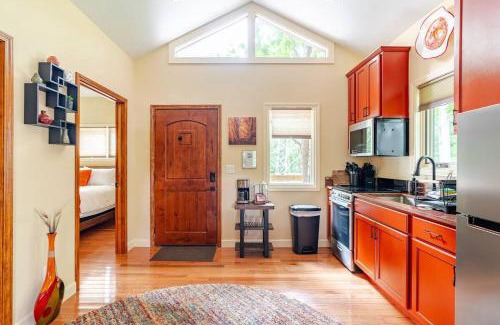 Marshall Cabin | Poplar Treehouse - Rustic Luxury