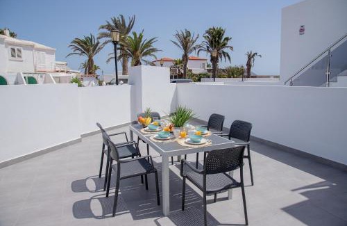 Corralejo Apartment | Poris 3 Beachfront Corralejo By Holidays Home