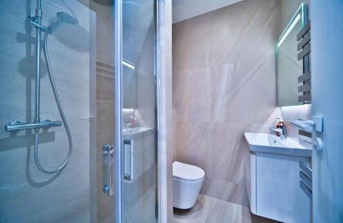 Quartier du Port Apartment | Port of Nice - Scooters Included