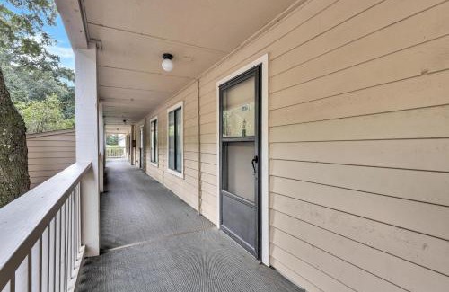 Palmetto Dunes Apartment | Port Royal Spa heaven with beach access