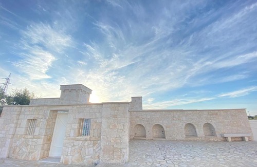 Noci House | Porta dell'est