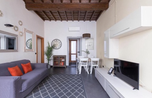 San Giovanni Apartment | Porta Rossa Dream