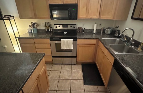 Old Town Chinatown Condo | Portland Riverside Condo at McCormick Pier